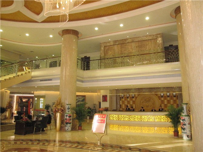 桂林龍勝華美大酒店