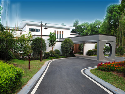 上饒市龍?zhí)逗e館